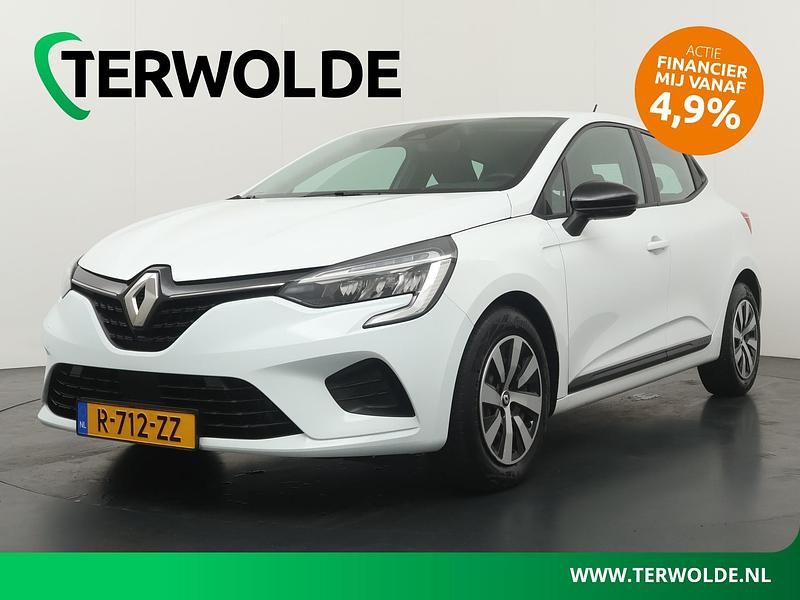 Wit Occasion 2023 Renault Clio V Equilibre Hatchback | € 14.445 (Goede deal) - Afbeelding 1/4