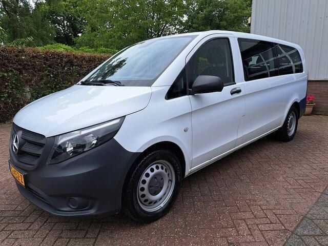Wit Gebruikt 2017 Mercedes Vito MPV | € 11.500 (Duur) - Afbeelding 1/4