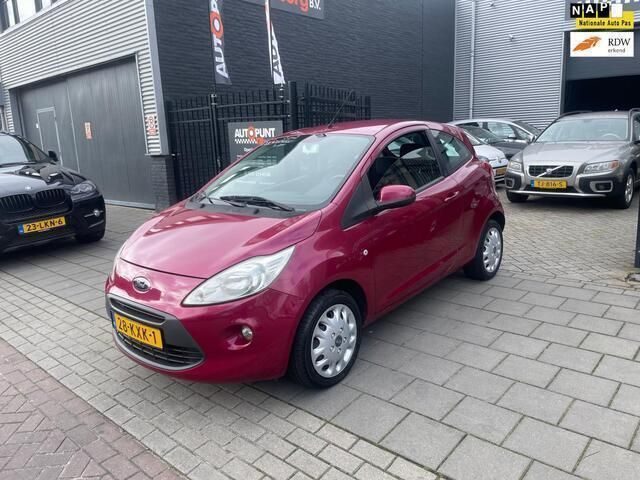 , metallic lak Gebruikt 2010 Ford Ka Titanium Hatchback | € 2.499 (Eerlijke prijs) - Afbeelding 1/4