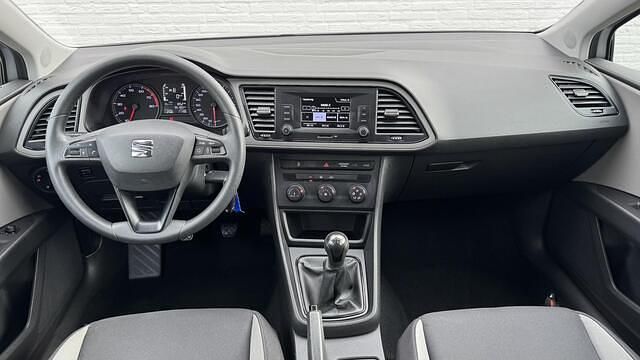 Occasion Seat Leon Reference 105 PK (77 kW) 2014 Grijs Hatchback
