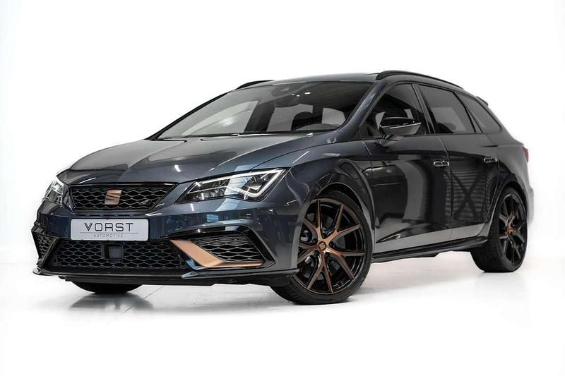 Grijs Gebruikt 2020 Cupra Leon Stationwagen | € 34.950 (Duur) - Afbeelding 1/4