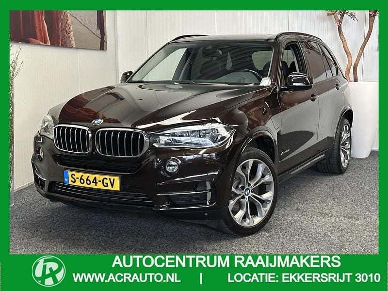 Bruin Occasion 2016 BMW X5 iPerformance SUV | € 31.735 (Duur) - Afbeelding 1/4