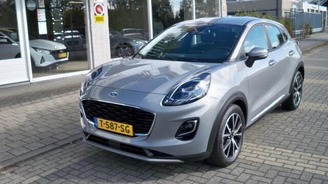 Grijs Gebruikt 2020 Ford Puma Titanium Coupé | € 19.950 (Iets duurder) - Afbeelding 1/4