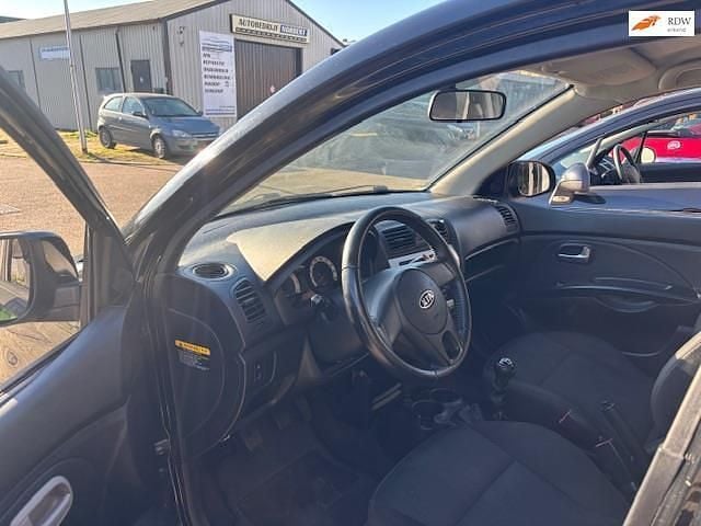 Zwart Gebruikt 2010 Kia Picanto Hatchback | € 1.999 (Eerlijke prijs) - Afbeelding 1/4