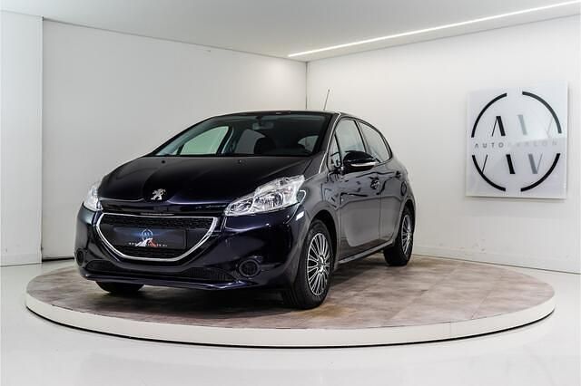 Blauw Gebruikt 2015 Peugeot 208 Premium Hatchback | € 4.980 (Eerlijke prijs) - Afbeelding 1/4