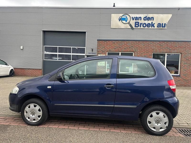 Occasion VW Fox Trendline 75 PK (55 kW) 2006 Blauw Hatchback