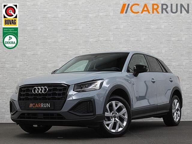 Grijs Gebruikt 2023 Audi Q2 Advanced SUV | € 28.800 (Iets duurder) - Afbeelding 1/4