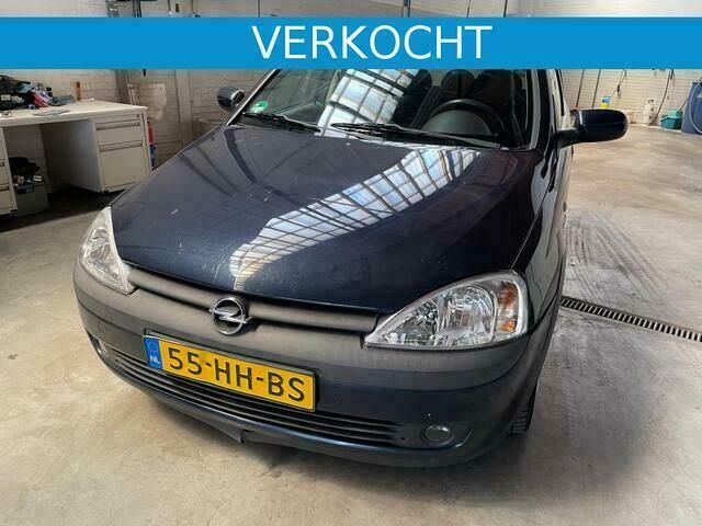 Blauw Gebruikt 2001 Opel Corsa Hatchback | € 1.049 (Eerlijke prijs) - Afbeelding 1/4