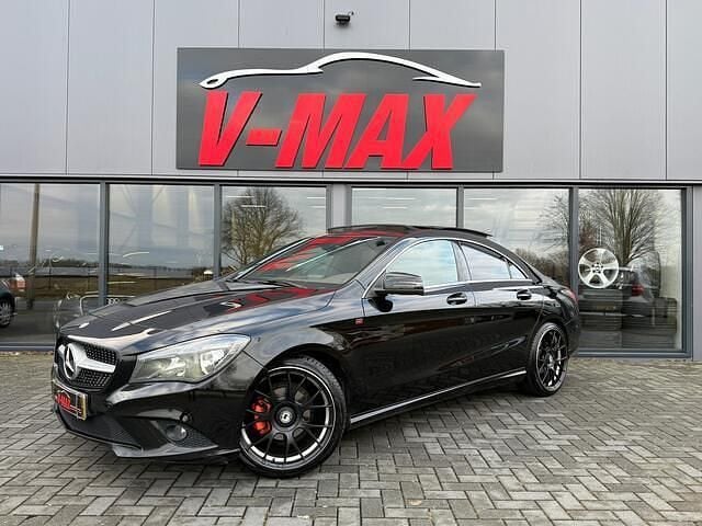 Occasion Mercedes CLA180 Prestige 123 PK (90 kW) 2013 Zwart Sedan