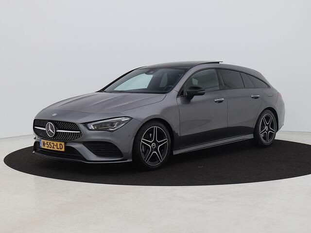 Grijs Gebruikt 2021 Mercedes CLA180 Shooting Brake Business Stationwagen | € 27.900 (Eerlijke prijs) - Afbeelding 1/4