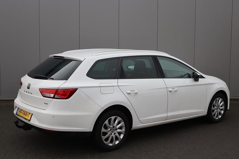 Occasion Seat Leon ST Business 122 PK (89 kW) 2014 Wit Stationwagen