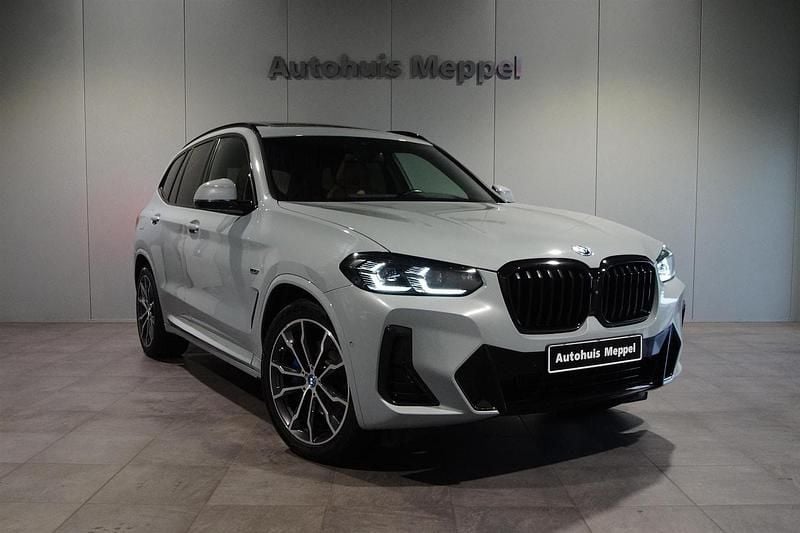 Grijs Gebruikt 2022 BMW X3 M Sport SUV | € 49.950 - Afbeelding 1/4