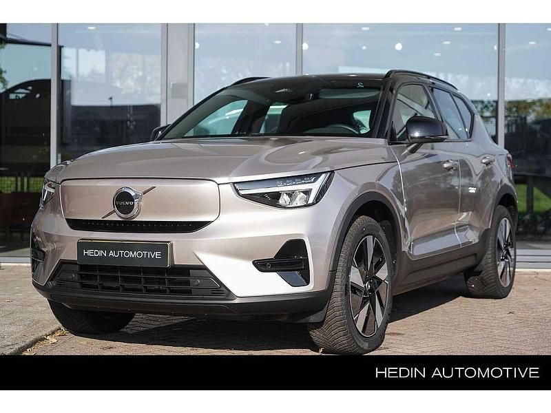 Grijs Occasion 2022 Volvo XC40 Plus SUV | € 46.995 - Afbeelding 1/4
