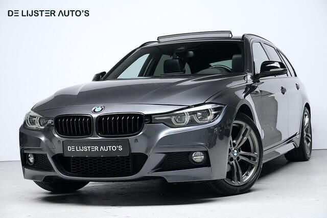 Grijs Gebruikt 2019 BMW 320 M Sport Stationwagen | € 24.945 (Goede deal) - Afbeelding 1/4