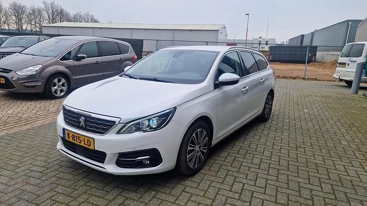 Occasion Peugeot 308 SW Allure 131 PK (96 kW) 2021 Stationwagen