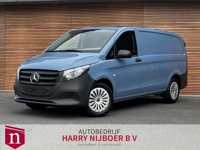 Blauw Nieuw 2024 Mercedes Vito MPV | € 42.500 - Afbeelding 1/4