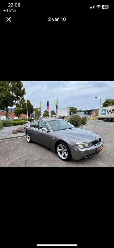 Grijs Gebruikt 2004 BMW 745 Executive Sedan | € 6.700 (Eerlijke prijs) - Afbeelding 1/4