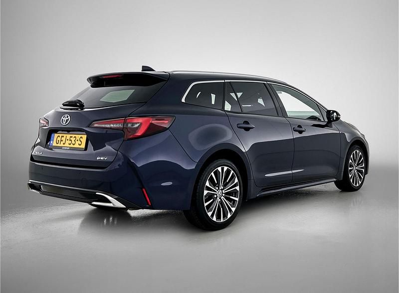 Occasion Toyota Corolla Hybrid 140 PK (102 kW) 2024 Blauw Stationwagen