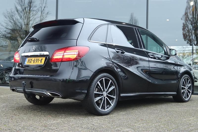 Occasion Mercedes B180 Ambition 123 PK (90 kW) 2016 Zwart MPV
