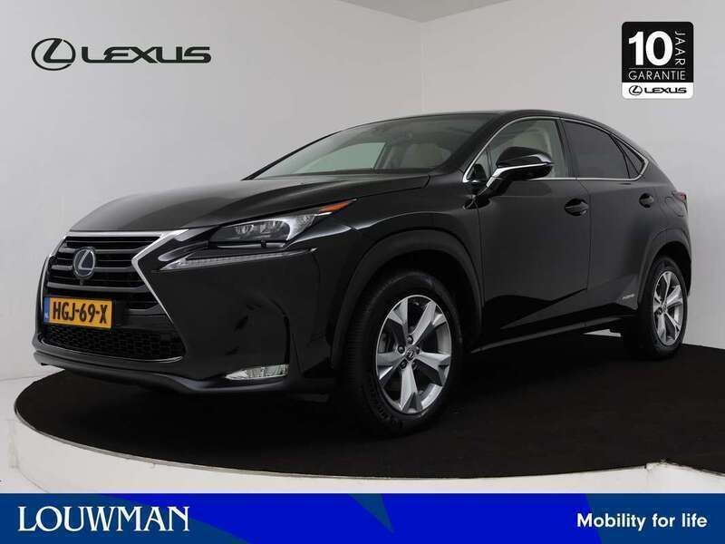 Zwart Gebruikt 2015 Lexus NX300h President Line SUV | € 29.950 (Eerlijke prijs) - Afbeelding 1/3