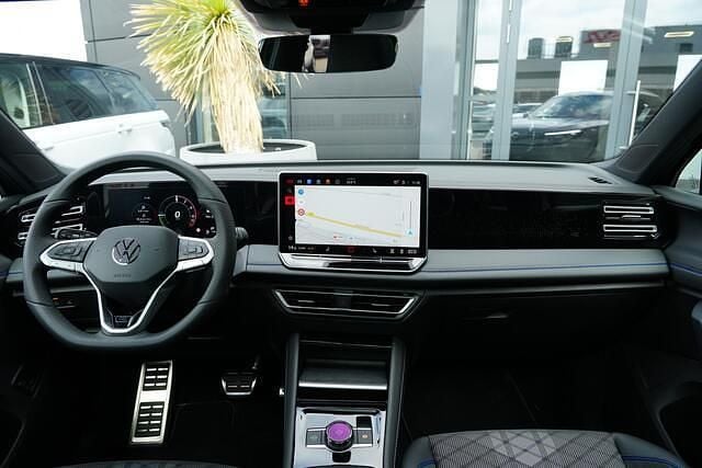 Grijs Nieuw 2025 VW Tiguan R-line Edition SUV | € 54.950 (Super prijs) - Afbeelding 1/4