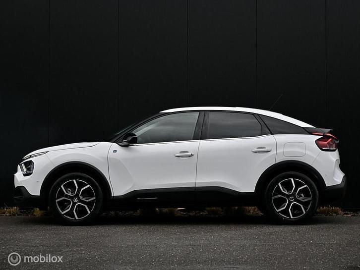 Occasion Citroën e-C4 Shine 114 kW (156 PK) 2024