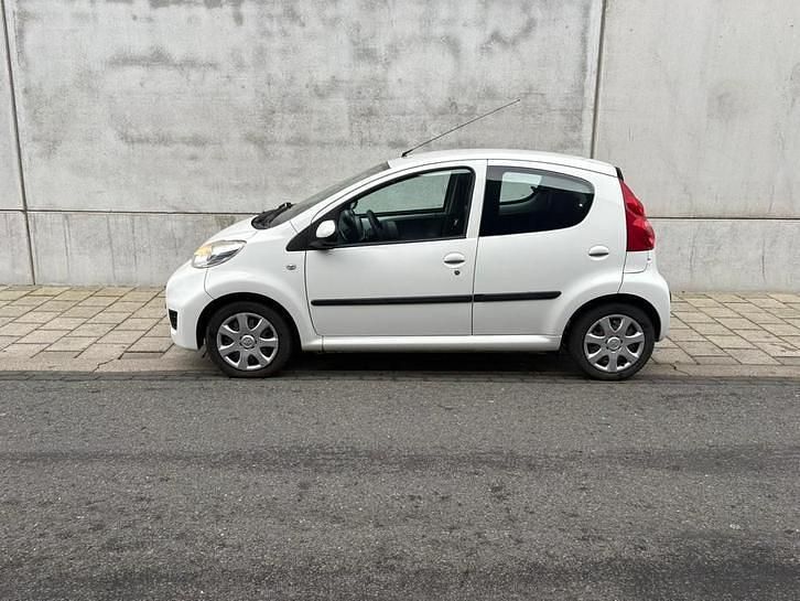 Occasion Peugeot 107 68 PK (50 kW) 2011 Wit Hatchback