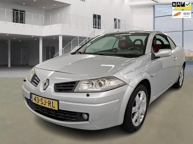 Grijs Gebruikt 2006 Renault Mégane Cabriolet Cabriolet | € 2.995 (Super prijs) - Afbeelding 1/4