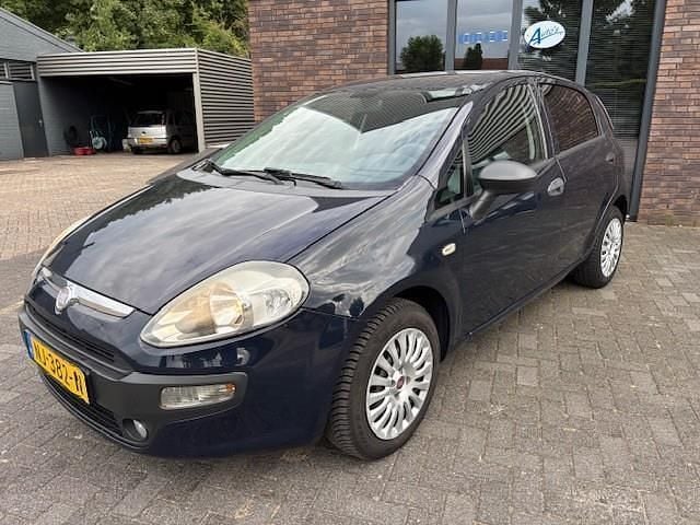 Blauw Gebruikt 2010 Fiat Punto Evo Dynamic Hatchback | € 2.950 (Eerlijke prijs) - Afbeelding 1/4