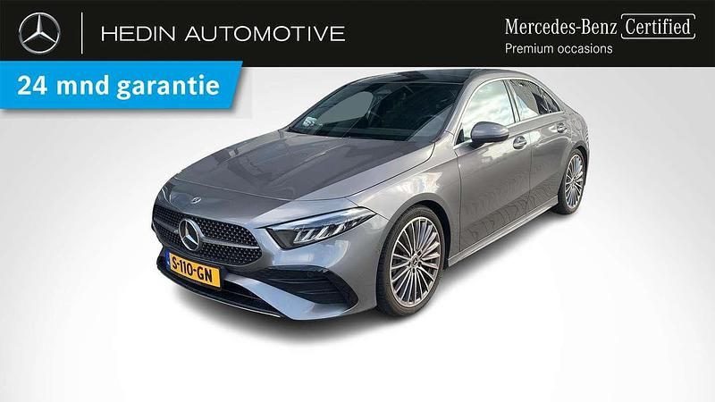 Grijs Gebruikt 2023 Mercedes A180 AMG line Sedan | € 35.900 (Iets duurder) - Afbeelding 1/2