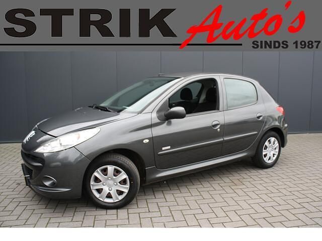 Grijs Gebruikt 2011 Peugeot 206+ Hatchback | € 4.889 (Iets duurder) - Afbeelding 1/4