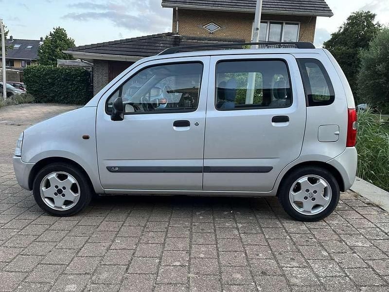 Grijs Gebruikt 2000 Suzuki Wagon R+ GL Stationwagen | € 1.000 (Eerlijke prijs) - Afbeelding 1/4
