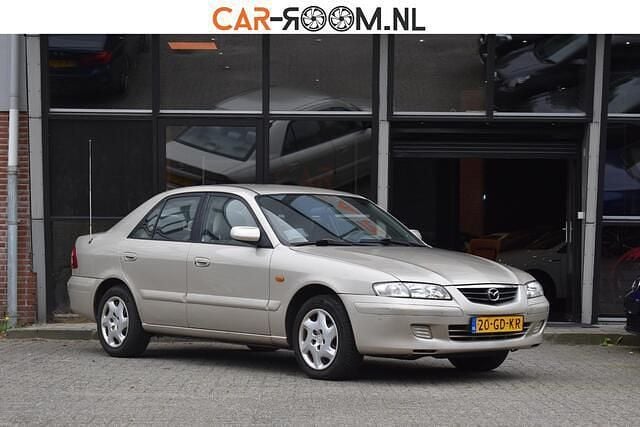 Grijs Gebruikt 2000 Mazda 626 Exclusive Sedan | € 3.450 - Afbeelding 1/3