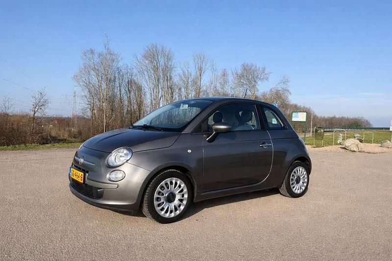 Grijs Occasion 2015 Fiat 500 Pop Hatchback | € 6.250 (Eerlijke prijs) - Afbeelding 1/4