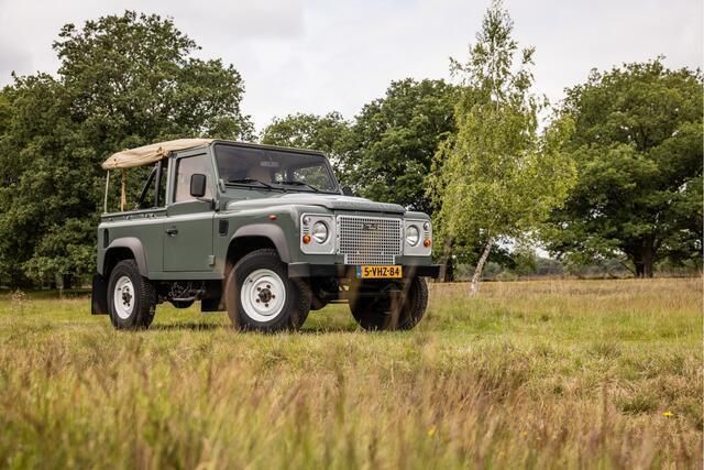Groen Gebruikt 2010 Land Rover Defender SUV | € 44.950 (Duur) - Afbeelding 1/4