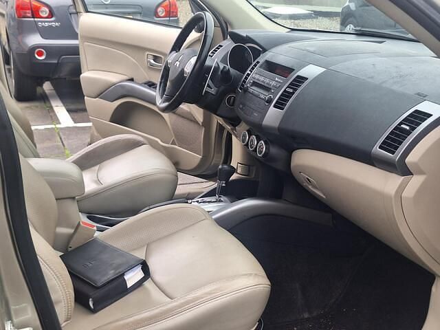 Occasion Mitsubishi Outlander Instyle 170 PK (125 kW) 2009 Beige SUV