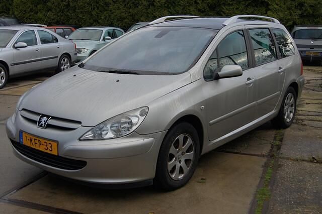 Grijs Gebruikt 2005 Peugeot 307 Stationwagen | € 595 (Super prijs) - Afbeelding 1/4