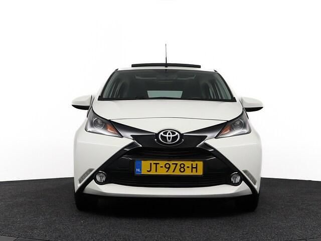 Occasion Toyota Aygo X-wave 69 PK (50 kW) 2016 Wit Hatchback