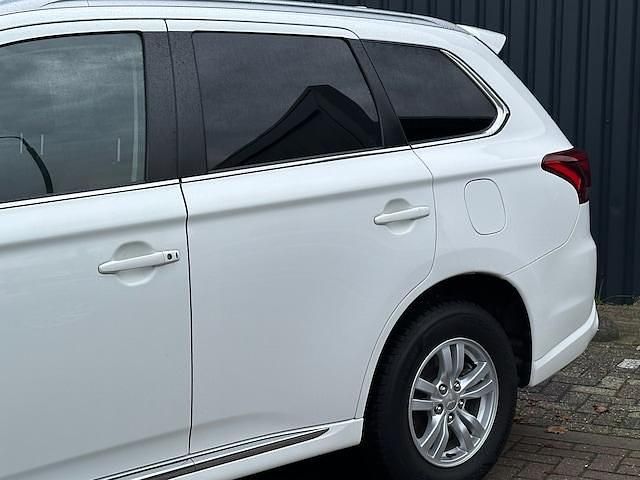 Occasion Mitsubishi Outlander P-HEV 135 PK (99 kW) 2020 Wit SUV