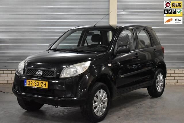 Zwart Gebruikt 2006 Daihatsu Terios SUV | € 4.950 (Eerlijke prijs) - Afbeelding 1/4