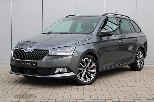 Grijs Gebruikt 2022 Skoda Fabia Hatchback | € 16.950 (Duur) - Afbeelding 1/4