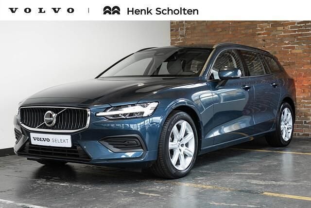 Blauw Gebruikt 2023 Volvo V60 Stationwagen | € 34.950 (Super prijs) - Afbeelding 1/4