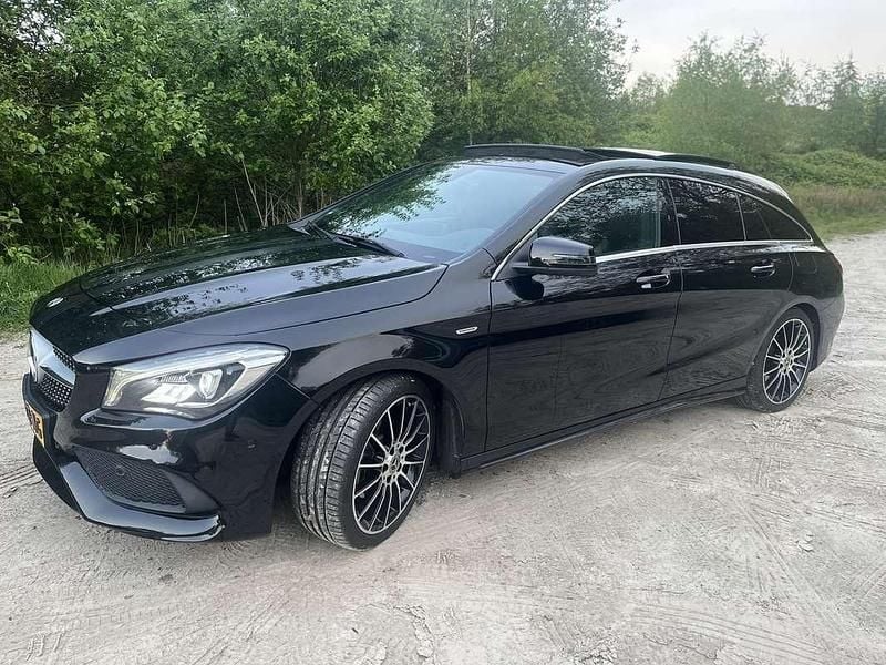 Occasion Mercedes CLA200 AMG line 156 PK (114 kW) 2018 Zwart Stationwagen