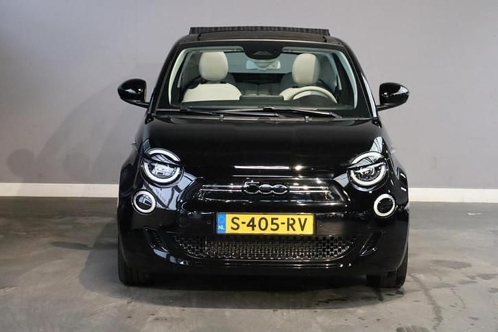Occasion Fiat 500e La Prima 86 kW (118 PK) 2023 Zwart Cabriolet