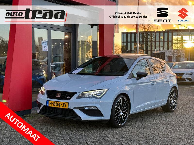 Grijs Gebruikt 2020 Seat Leon FR Hatchback | € 22.450 (Iets duurder) - Afbeelding 1/4