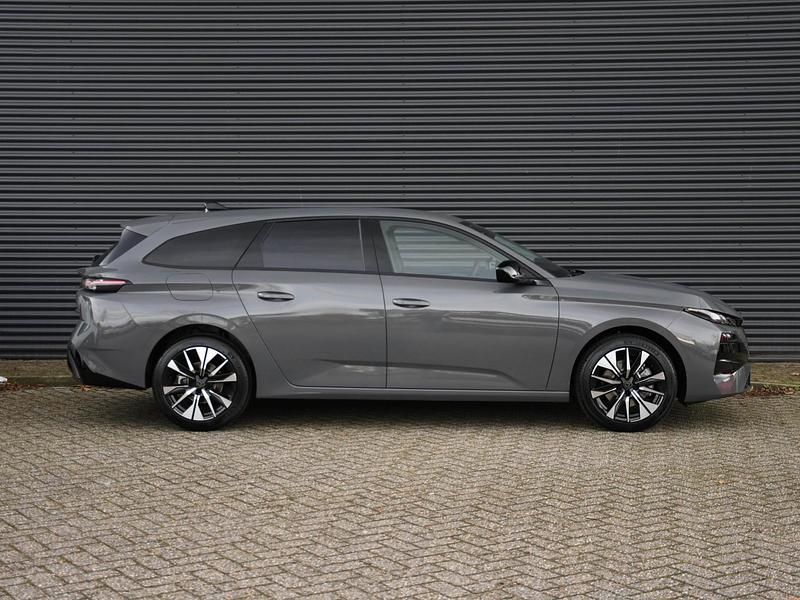 Nieuw Peugeot 308 SW Allure 145 PK (106 kW) 2025 Grijs Stationwagen