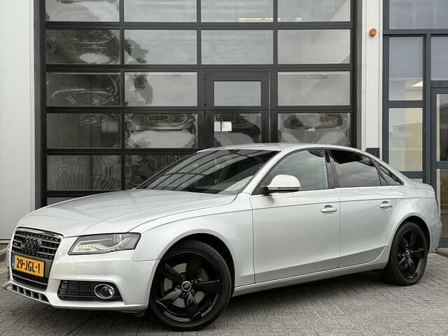 Grijs Gebruikt 2009 Audi A4 Proline Sedan | € 6.995 (Super prijs) - Afbeelding 1/4