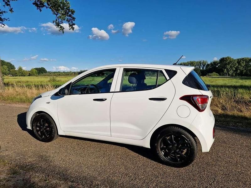 Occasion Hyundai i10 67 PK (49 kW) 2017 Wit Hatchback