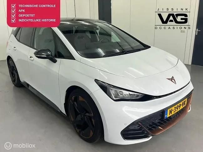 Wit Gebruikt 2021 Cupra Born Hatchback | € 19.899 - Afbeelding 1/4