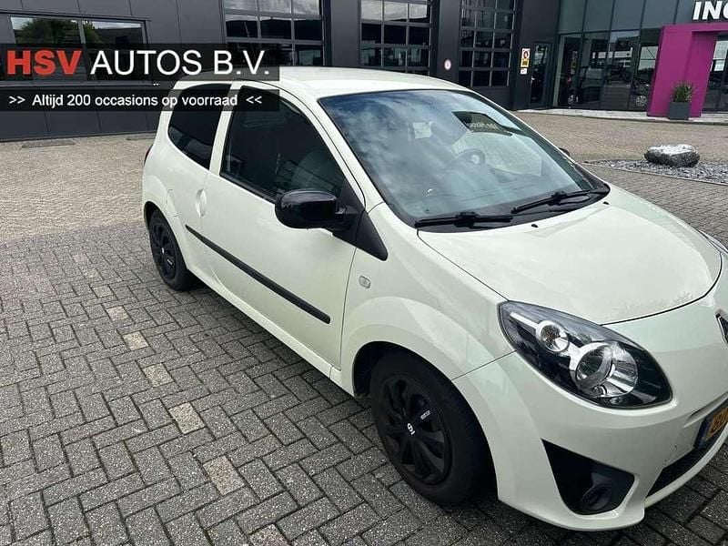 Geel Gebruikt 2011 Renault Twingo Collection Hatchback | € 2.999 (Eerlijke prijs) - Afbeelding 1/3